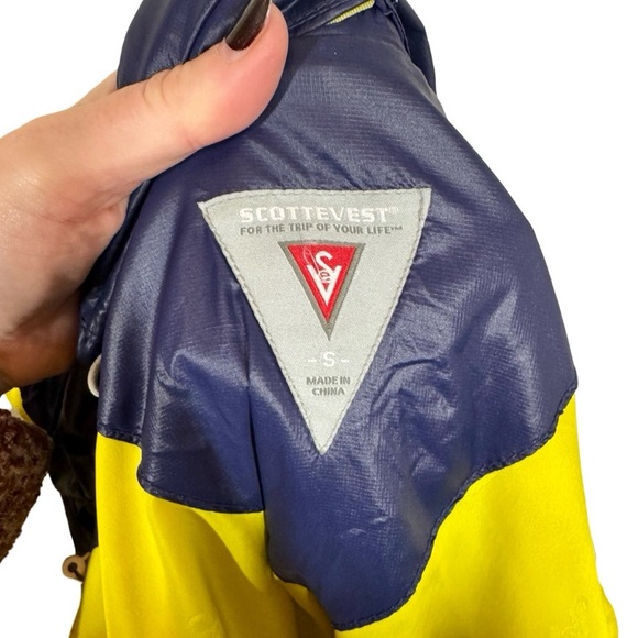 SCOTTeVEST Lola Nylon Quilted Puffer Jacket in Rhapsody Blue 16 Pockets Travel - Picture 12 of 13